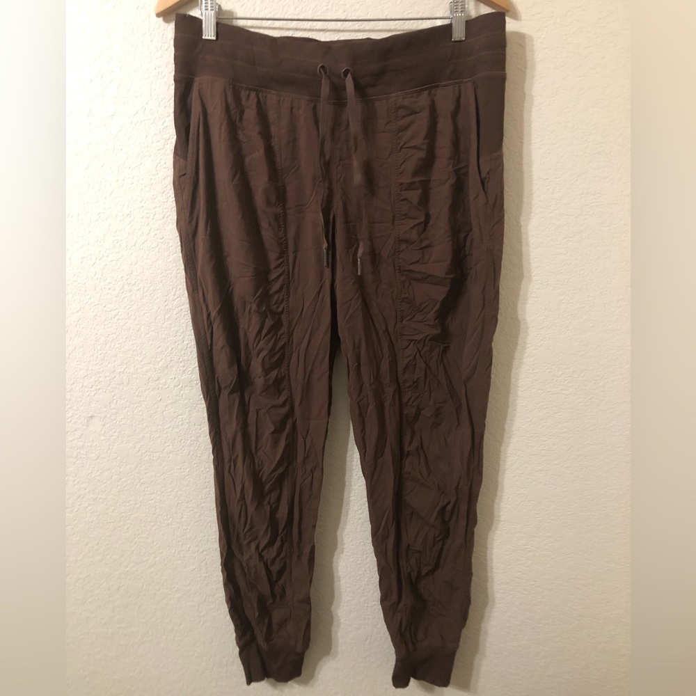 Lululemon Dance Studio Mid-Rise Jogger Full Length in Espresso Brown Size 12